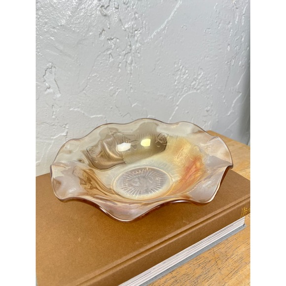 Vintage Marigold Depression Glass Iris & Herringbone Jeannette Ruffled Bowl - Picture 4 of 10